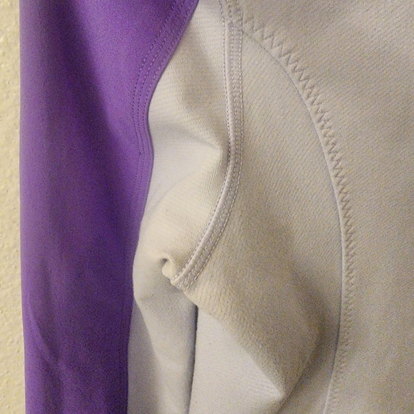 Lululemon Athletica Contempo Jacket Cool Breeze Purple Lavender Womens Size 6 - Picture 4 of 11